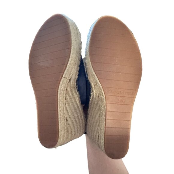 🍒 2/$20 🍒 Navy Blue Suede Open Toe Wedges with Buckle Closure sz 6.5 - Picture 5 of 6